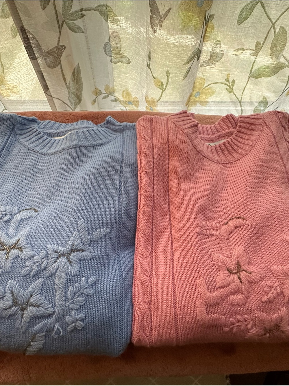2 Haband Floral Embroidered Crewneck Sweaters in Blue and Pink Large